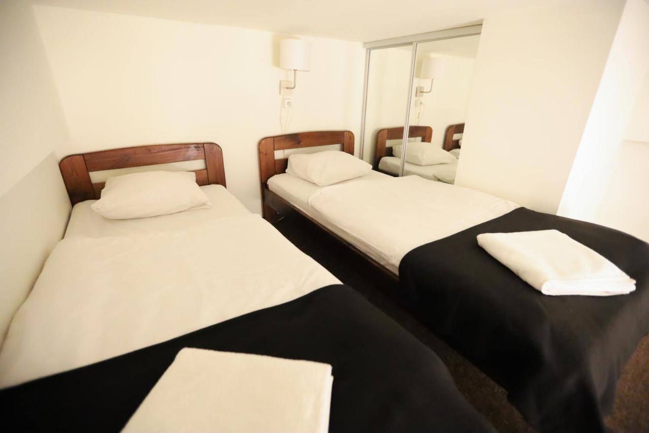 Salve Station Aparthotel Krakow Luaran gambar
